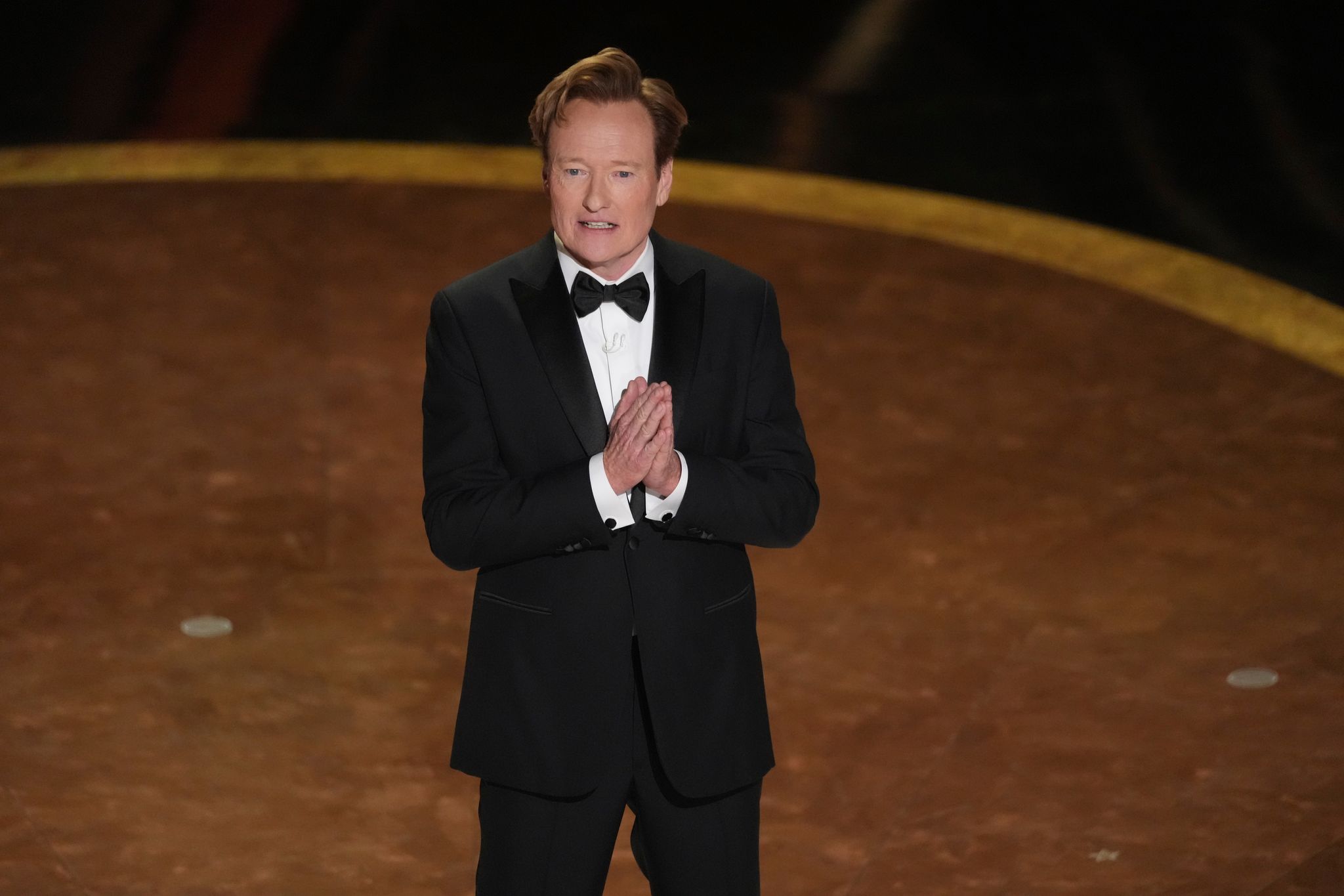 Conan O’Brien witzelt bei Oscars über «mächtigen Russen»