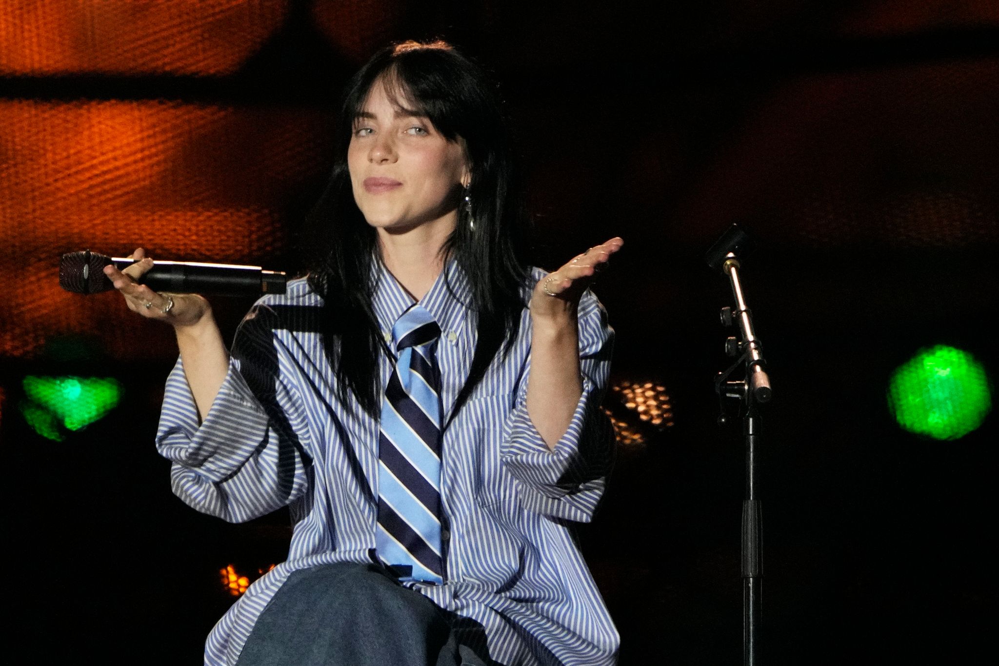 Billie Eilish gewinnt Duell gegen Slash